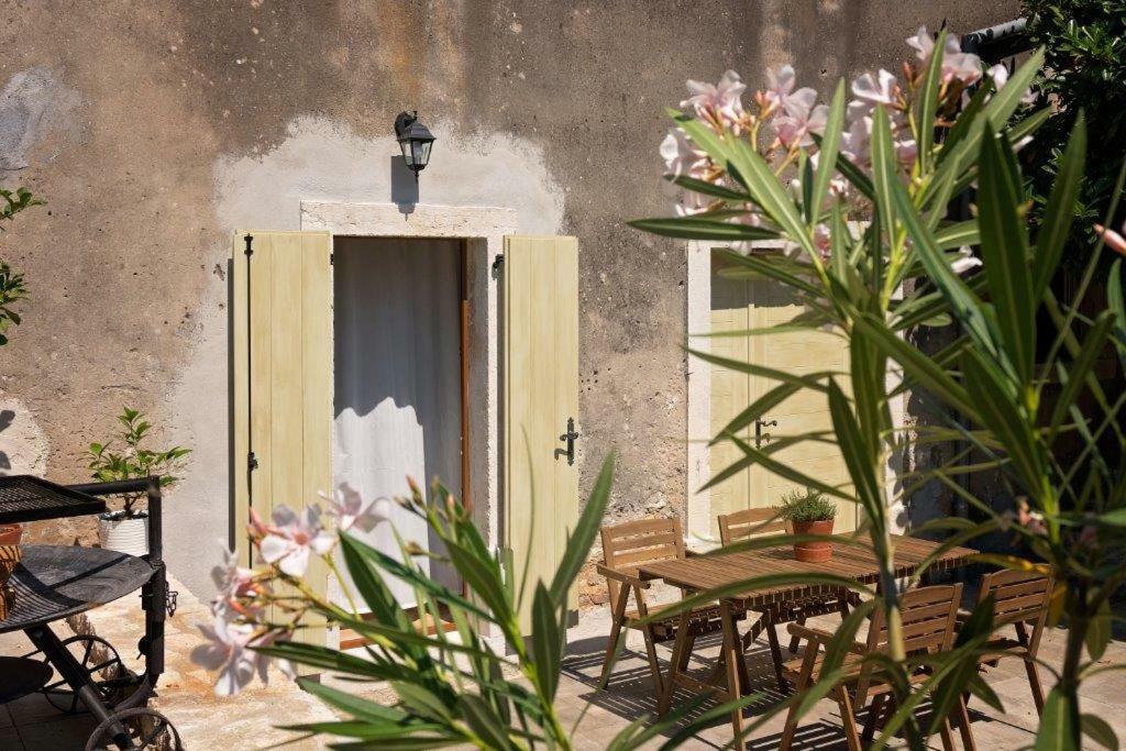 Old Town Studio And Apartment Vrsar Dış mekan fotoğraf