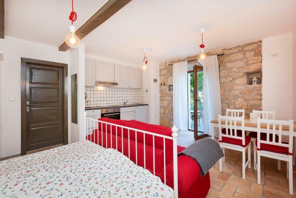 Old Town Studio And Apartment Vrsar Dış mekan fotoğraf